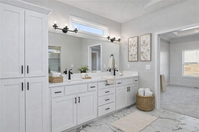 6024 Arapahoe Street, Shawnee, KS 66226