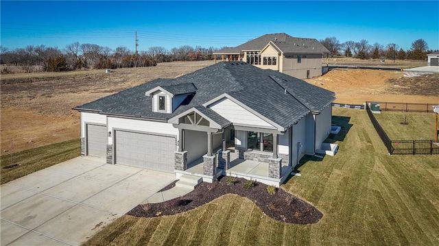 6024 Arapahoe Street, Shawnee, KS 66226