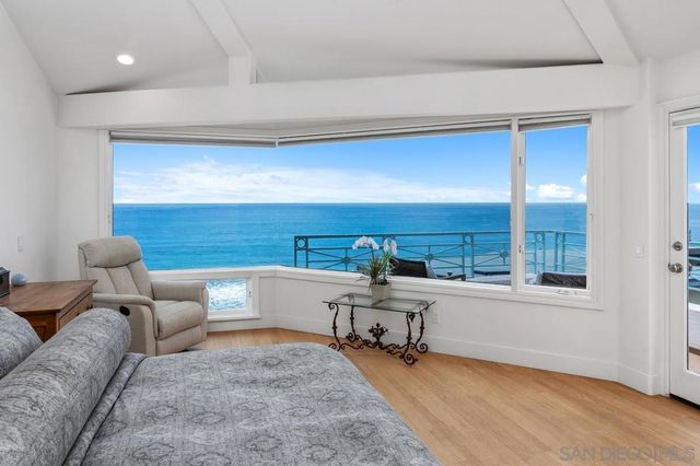 538 Fourth St, Encinitas, CA 92024
