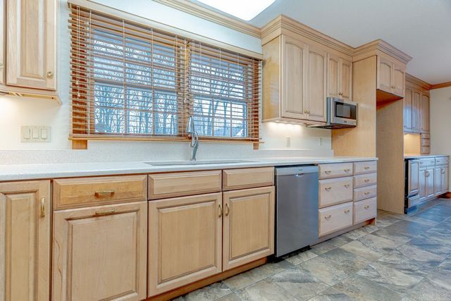 1304 Leominster Cv, Jonesboro, AR 72401