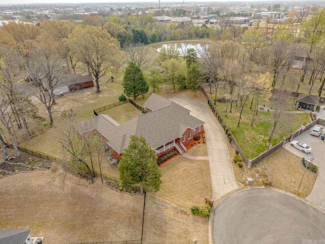 1304 Leominster Cv, Jonesboro, AR 72401