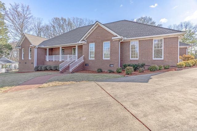 1304 Leominster Cv, Jonesboro, AR 72401