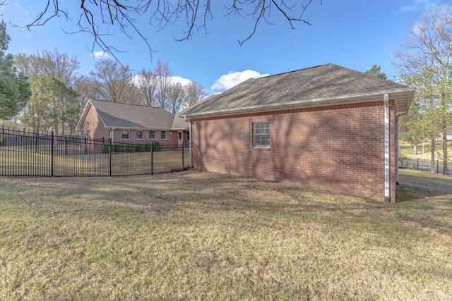 1304 Leominster Cv, Jonesboro, AR 72401