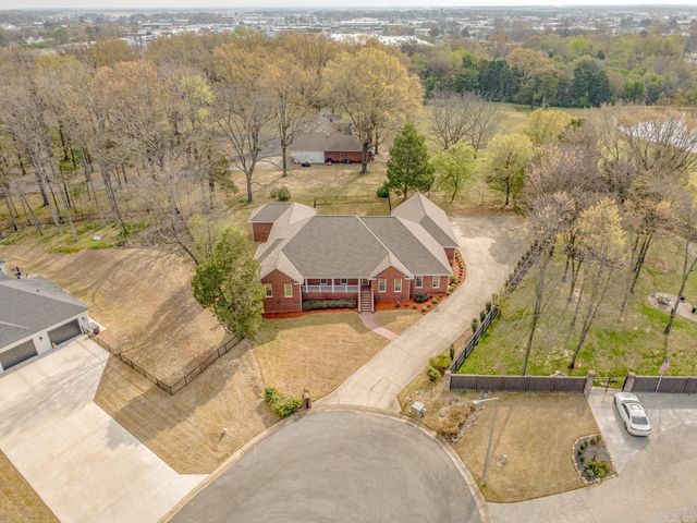 1304 Leominster Cv, Jonesboro, AR 72401