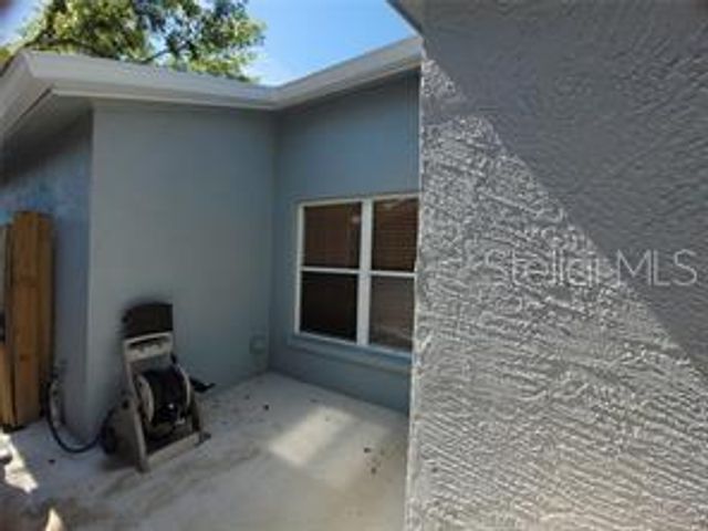 1664 PORTSMOUTH LAKE DRIVE, Brandon, FL 33511