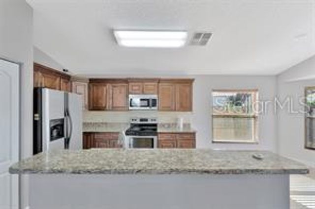 1664 PORTSMOUTH LAKE DRIVE, Brandon, FL 33511