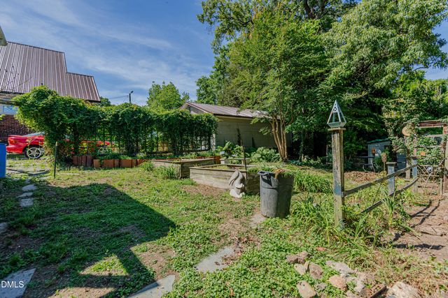 215 E 5th Street, Burlington, NC 27215