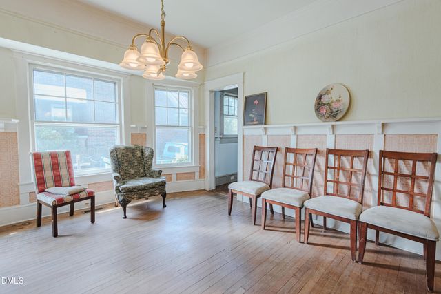 215 E 5th Street, Burlington, NC 27215