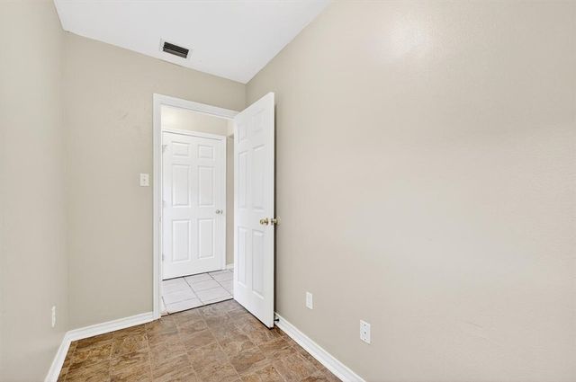 610 Kaipo Dr, Corpus Christi, TX 78418