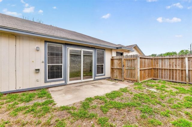 610 Kaipo Dr, Corpus Christi, TX 78418