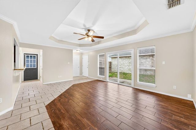 610 Kaipo Dr, Corpus Christi, TX 78418