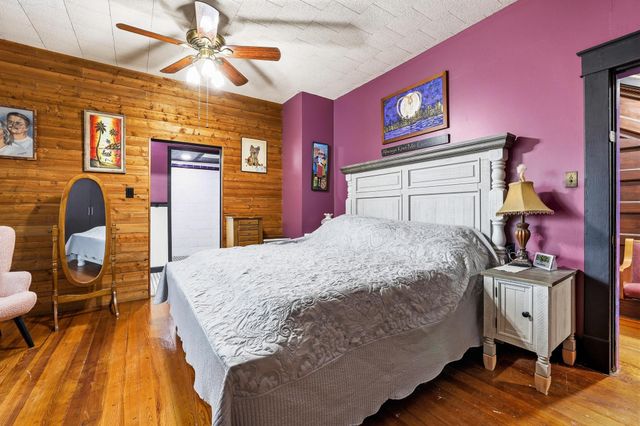 901 8th Street, Honey Grove, TX 75446
