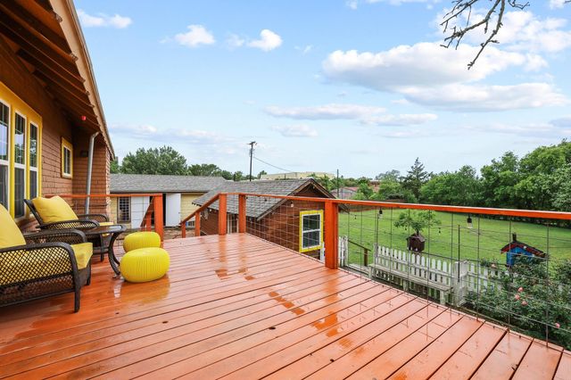 901 8th Street, Honey Grove, TX 75446