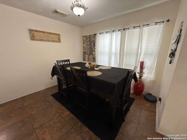 6643 beech trail, Converse, TX 78109