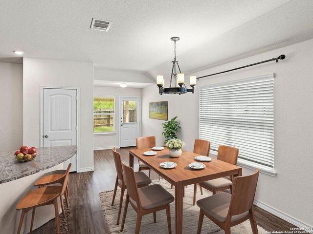 412 Town Fork, Cibolo, TX 78108