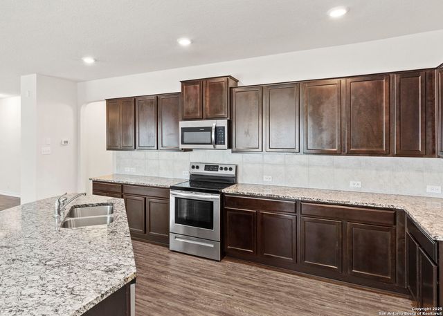 412 Town Fork, Cibolo, TX 78108