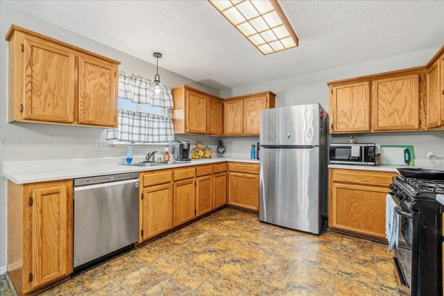 1015 Oakwood Court, Mckinleyville, CA 95519