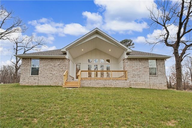 15336 Bethel Heights Road, Gentry, AR 72734
