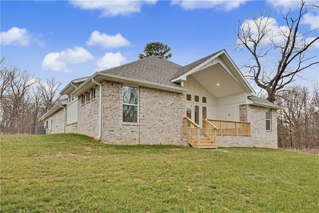 15336 Bethel Heights Road, Gentry, AR 72734