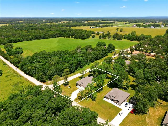 15336 Bethel Heights Road, Gentry, AR 72734