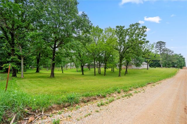 15336 Bethel Heights Road, Gentry, AR 72734