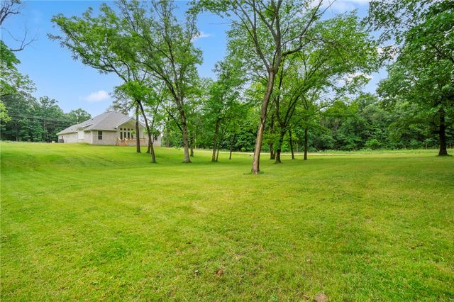 15336 Bethel Heights Road, Gentry, AR 72734