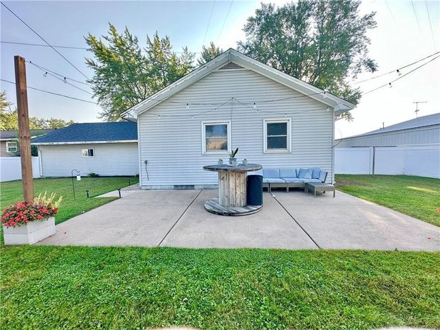 928 Loring Street, Altoona, WI 54720