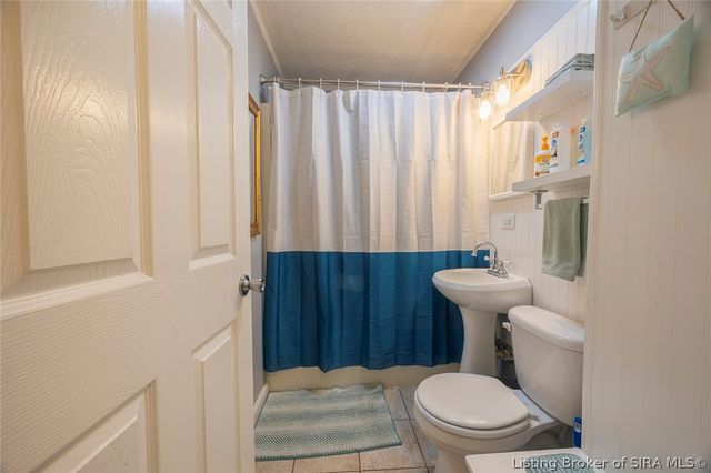 502 W 14th Street, Jeffersonville, IN 47130