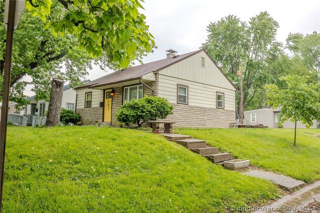 502 W 14th Street, Jeffersonville, IN 47130
