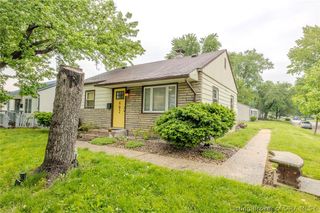 502 W 14th Street, Jeffersonville, IN 47130