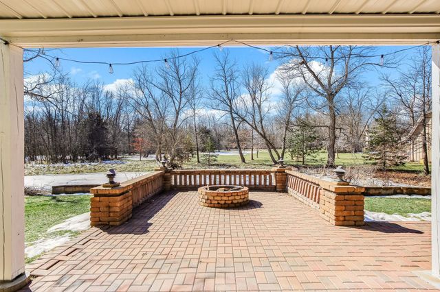 18883 95th Avenue N, Maple Grove, MN 55311