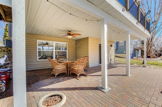 18883 95th Avenue N, Maple Grove, MN 55311