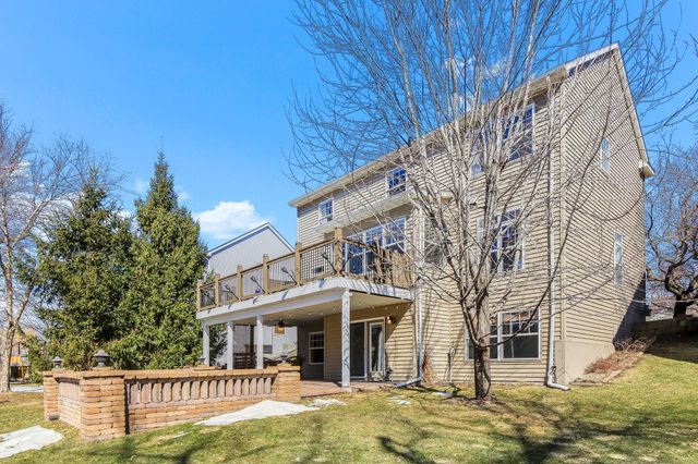 18883 95th Avenue N, Maple Grove, MN 55311