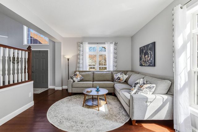 18883 95th Avenue N, Maple Grove, MN 55311