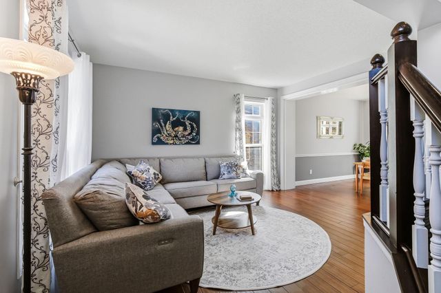 18883 95th Avenue N, Maple Grove, MN 55311