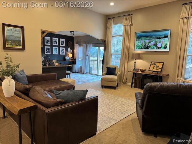 437 Golfside Drive, Lapeer, MI 48446