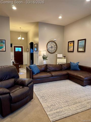 437 Golfside Drive, Lapeer, MI 48446