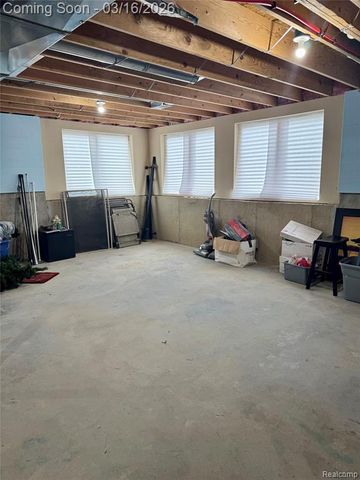 437 Golfside Drive, Lapeer, MI 48446