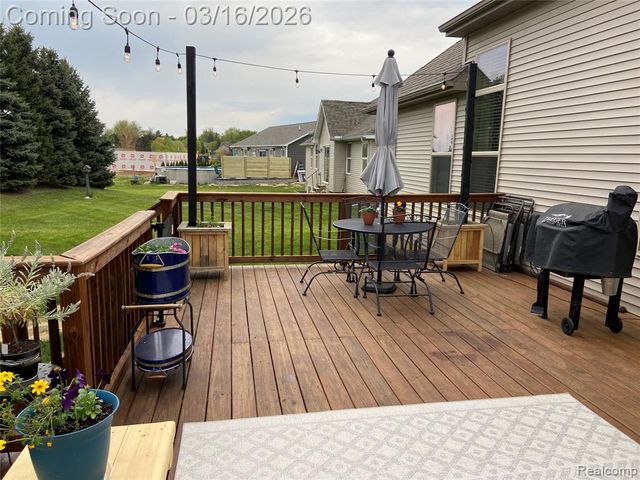 437 Golfside Drive, Lapeer, MI 48446