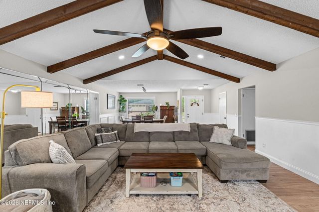 8810 OSPREY Lane, Jacksonville, FL 32217