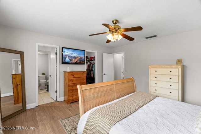 8810 OSPREY Lane, Jacksonville, FL 32217