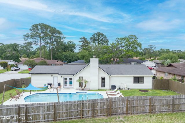 8810 OSPREY Lane, Jacksonville, FL 32217