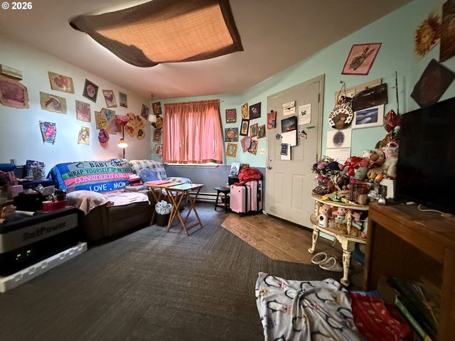 515 PACIFIC Ave, Brookings, OR 97415