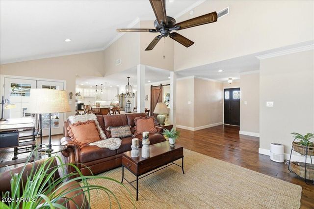 4379 E LUDLOW Drive, Phoenix, AZ 85032