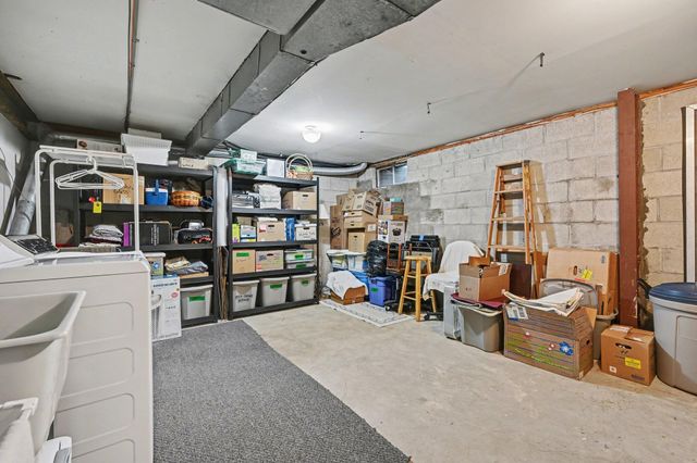 213 Paisley Court B, Kalamazoo Twp, MI 49006