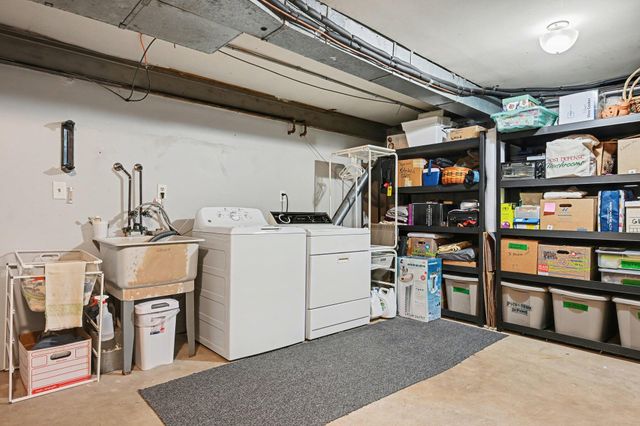 213 Paisley Court B, Kalamazoo Twp, MI 49006