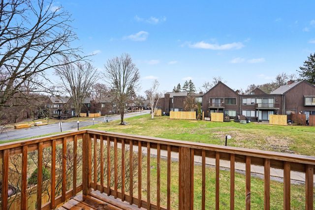 213 Paisley Court B, Kalamazoo Twp, MI 49006