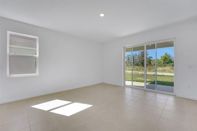 1052 LUKE AVENUE, Winter Haven, FL 33881