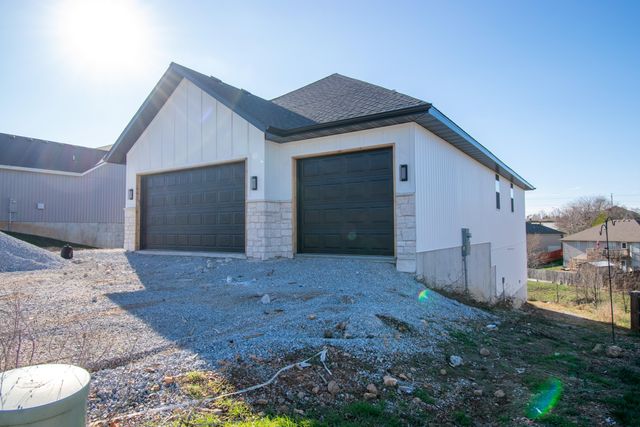 2081 Bull Run Road, Ozark, MO 65721