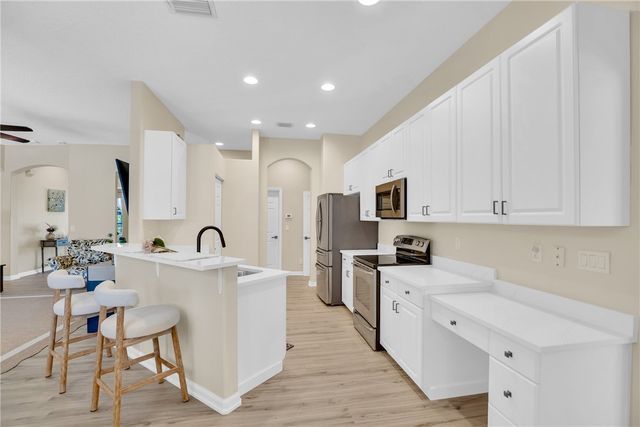 632 Hatteras Court SW, Vero Beach, FL 32968